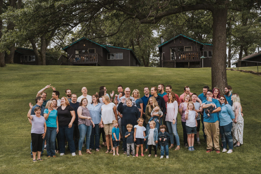 summer family reunion fun group photo in minnesota